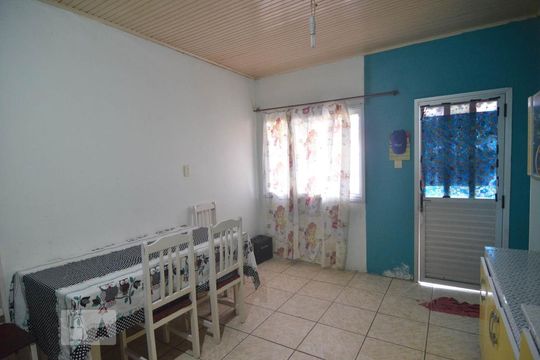 Cozinha de casa à venda com 3 quartos, 92m² em Olaria, Canoas