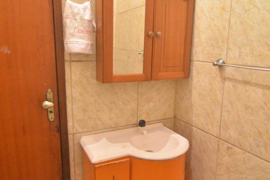Banheiro de casa à venda com 3 quartos, 92m² em Olaria, Canoas