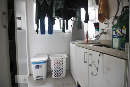 Área de Serviço de apartamento para alugar com 2 quartos, 96m² em Vila Andrade, São Paulo