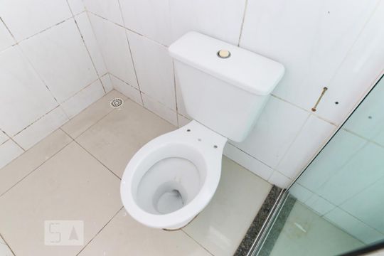 Banheiro de kitnet/studio para alugar com 1 quarto, 25m² em Jardim Petrópolis, São José dos Campos
