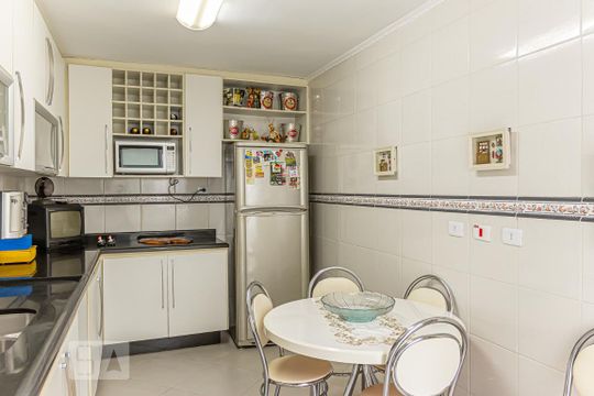 Cozinha de casa de condomínio à venda com 3 quartos, 165m² em Vila Santo Estéfano, São Paulo