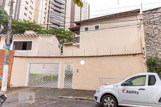 Fachada de casa de condomínio à venda com 3 quartos, 165m² em Vila Santo Estéfano, São Paulo