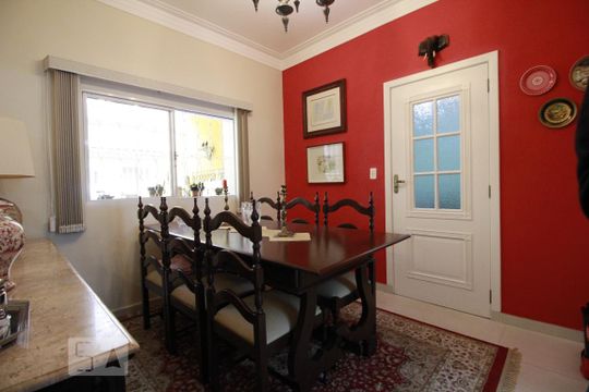 Sala de casa à venda com 4 quartos, 160m² em Ipiranga, São Paulo