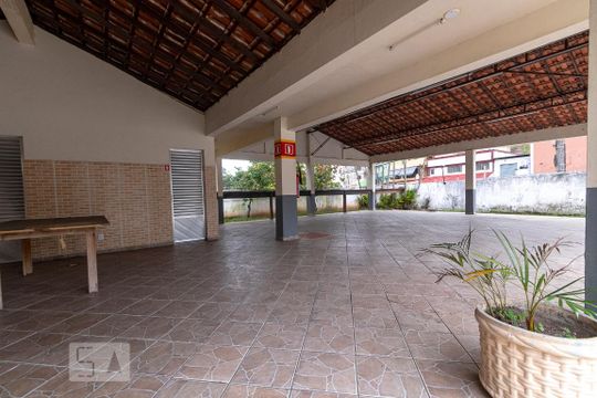 Área comum de apartamento para alugar com 2 quartos, 60m² em Jardim Sulacap, Rio de Janeiro