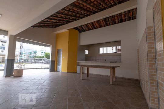 Área comum de apartamento para alugar com 2 quartos, 60m² em Jardim Sulacap, Rio de Janeiro