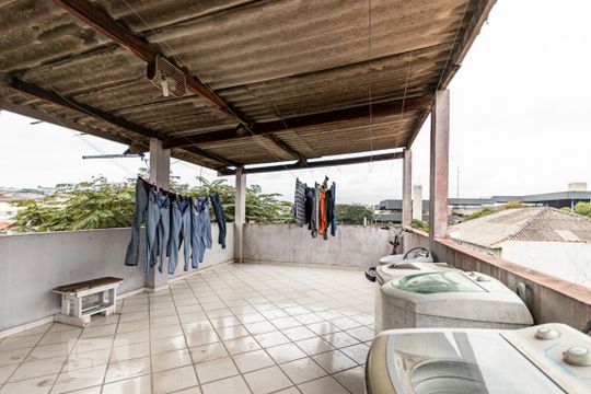 Lavanderia  de kitnet/studio para alugar com 1 quarto, 17m² em Parque das Paineiras, São Paulo