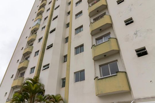 Fachada do prédio de apartamento à venda com 2 quartos, 77m² em Gopoúva, Guarulhos