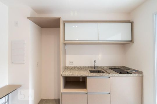 Studio de kitnet/studio para alugar com 1 quarto, 31m² em Sumaré, São Paulo