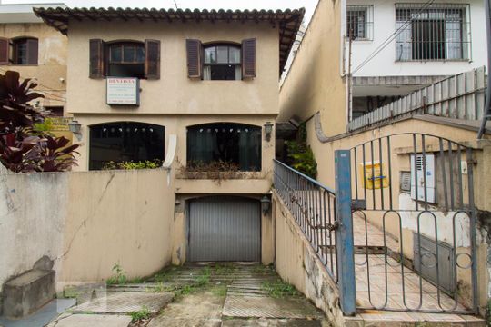 Fachada de casa à venda com 3 quartos, 226m² em Saúde, São Paulo