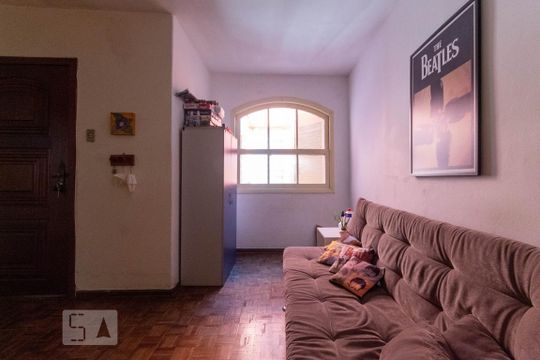 Sala de Estar de casa de condomínio à venda com 3 quartos, 160m² em Medianeira, Porto Alegre