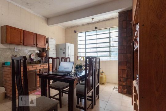 Cozinha de casa de condomínio à venda com 3 quartos, 160m² em Medianeira, Porto Alegre