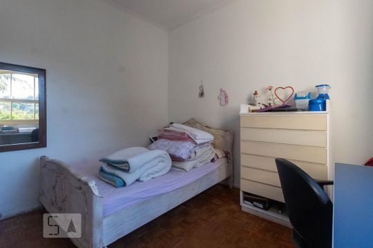 Quarto 2 de casa de condomínio à venda com 3 quartos, 160m² em Medianeira, Porto Alegre