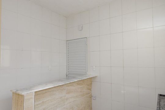 Sala - Cozinha de casa para alugar com 2 quartos, 45m² em Betânia, Belo Horizonte