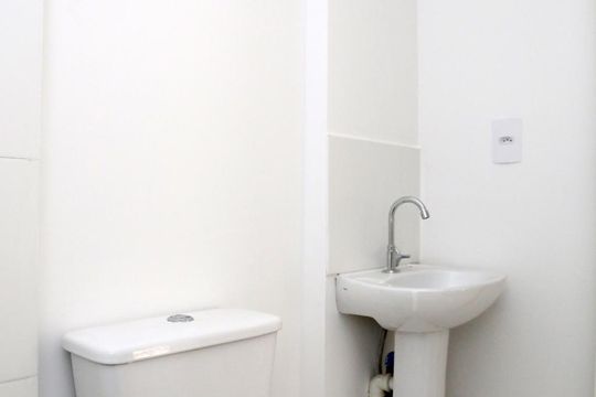 Banheiro Social de apartamento para alugar com 2 quartos, 140m² em Parque Assunção, Taboão da Serra