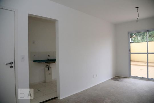 Sala de apartamento para alugar com 2 quartos, 140m² em Parque Assunção, Taboão da Serra