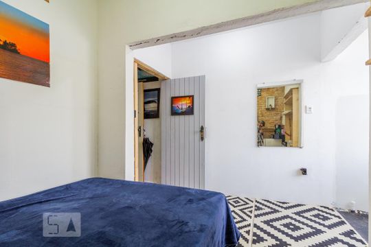Quarto de apartamento à venda com 1 quarto, 40m² em São João, Porto Alegre