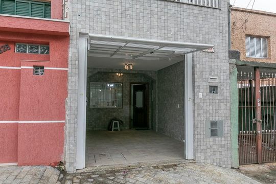 Fachada de casa à venda com 3 quartos, 170m² em Vila Gomes Cardim, São Paulo