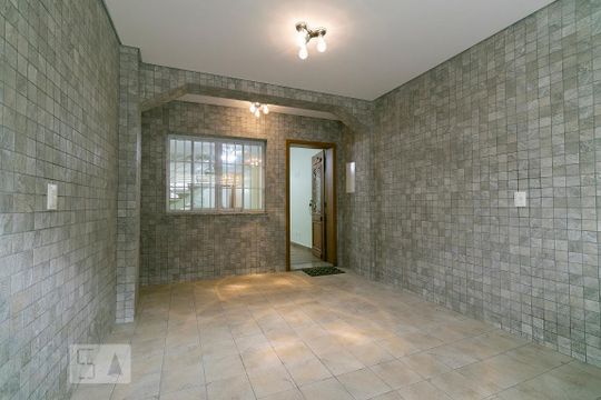 Garagem de casa à venda com 3 quartos, 170m² em Vila Gomes Cardim, São Paulo