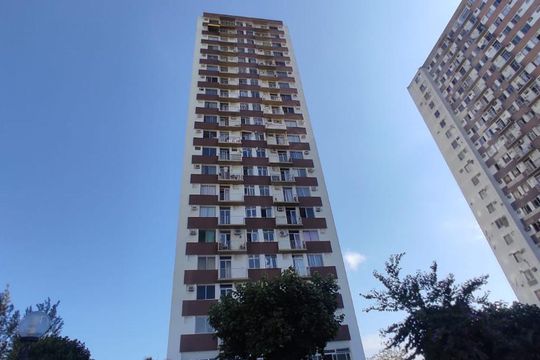 Fachada do bloco de apartamento para alugar com 2 quartos, 62m² em Barra da Tijuca, Rio de Janeiro