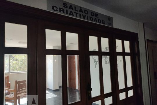 Área comum- brinquedoteca  de apartamento para alugar com 2 quartos, 62m² em Barra da Tijuca, Rio de Janeiro