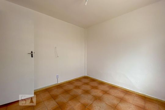 Quarto 2 de apartamento para alugar com 2 quartos, 60m² em Penha Circular, Rio de Janeiro