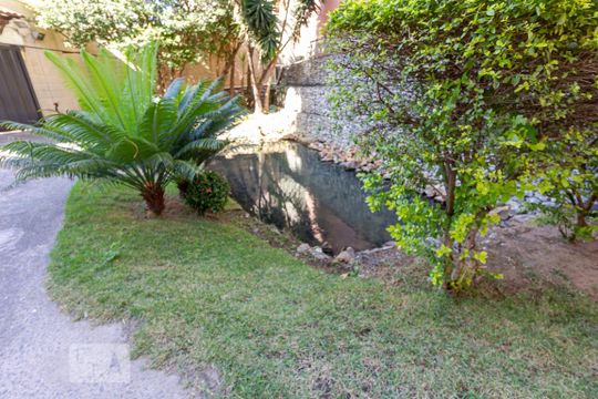Área Externa de apartamento à venda com 3 quartos, 72m² em Vila Cloris, Belo Horizonte