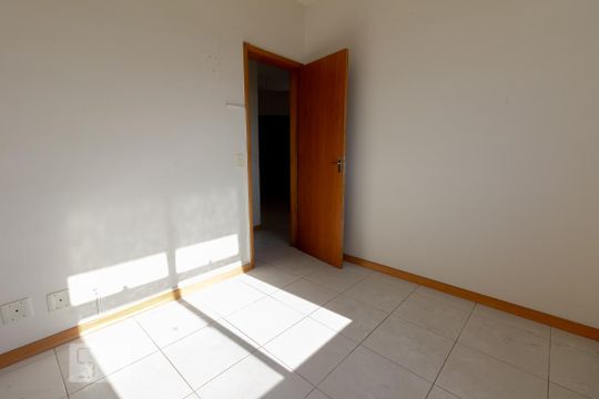 Suíte de apartamento à venda com 3 quartos, 72m² em Vila Cloris, Belo Horizonte