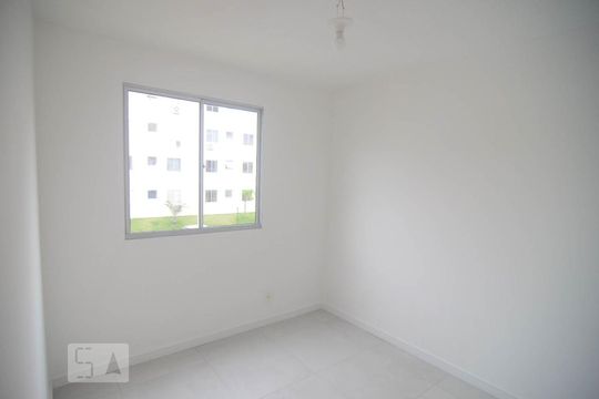 Quarto 2 de apartamento para alugar com 2 quartos, 43m² em São José, Canoas