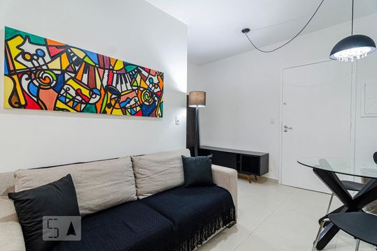 Sala de apartamento para alugar com 1 quarto, 38m² em Vila Madalena, São Paulo