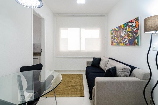 Sala de apartamento para alugar com 1 quarto, 38m² em Vila Madalena, São Paulo