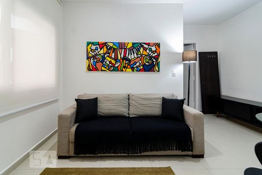 Sala de apartamento para alugar com 1 quarto, 38m² em Vila Madalena, São Paulo