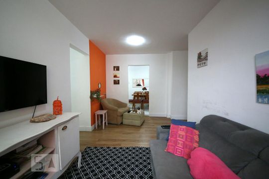 Sala  de apartamento à venda com 3 quartos, 67m² em Vila Constança, São Paulo