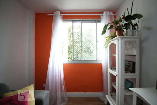 Sala  de apartamento à venda com 3 quartos, 67m² em Vila Constança, São Paulo