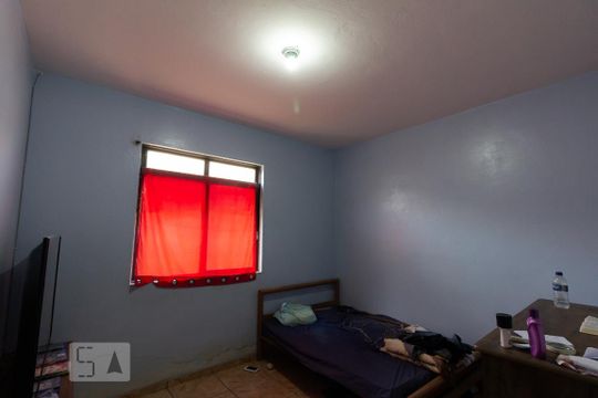Quarto 1 de casa para alugar com 3 quartos, 185m² em Santa Monica, Belo Horizonte