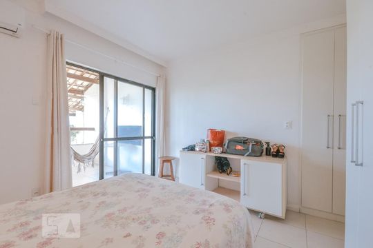 Quarto 2 - Suíte de casa de condomínio para alugar com 2 quartos, 130m² em Patamares, Salvador