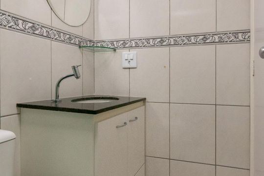 Banheiro da Suíte de apartamento à venda com 3 quartos, 63m² em Vila Industrial, Campinas