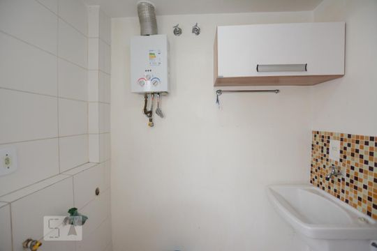 ozinha- Área de serviço de apartamento para alugar com 2 quartos, 50m² em Vicente de Carvalho, Rio de Janeiro