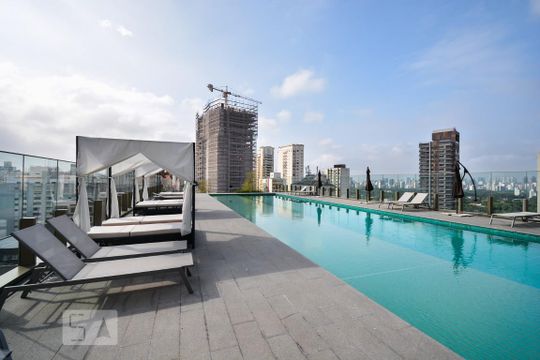 Área comum de kitnet/studio à venda com 1 quarto, 34m² em Pinheiros, São Paulo
