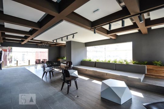 Área comum de kitnet/studio para alugar com 1 quarto, 34m² em Pinheiros, São Paulo