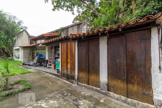 Área comum de casa à venda com 6 quartos, 200m² em Cachambi, Rio de Janeiro