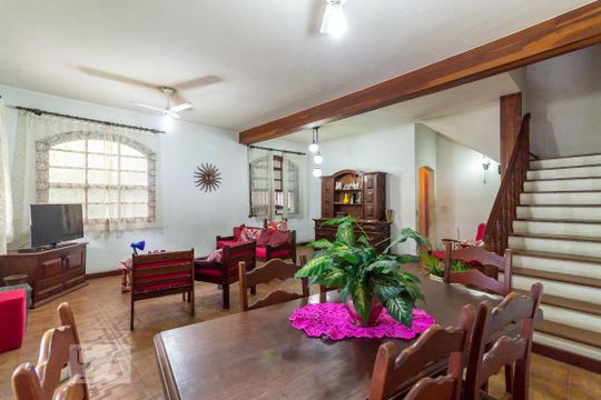 Casa à venda com 6 quartos, 200m² em Cachambi, Rio de Janeiro