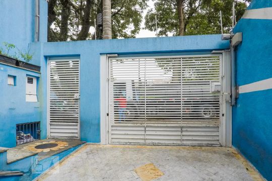 Garagem de casa à venda com 3 quartos, 179m² em Vila Brasílio Machado, São Paulo