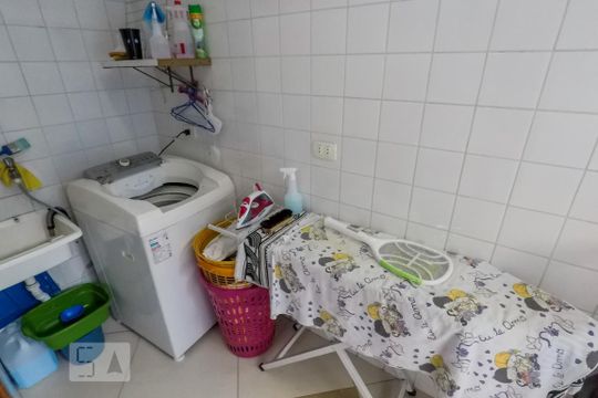 Área de Serviço de casa à venda com 3 quartos, 179m² em Vila Brasílio Machado, São Paulo