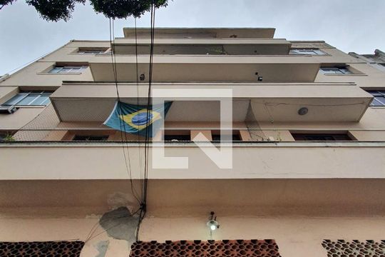 Fachada de apartamento para alugar com 2 quartos, 60m² em Estácio, Rio de Janeiro