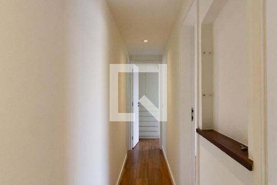 Corredor de apartamento à venda com 3 quartos, 125m² em Gávea, Rio de Janeiro
