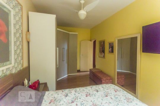 Quarto 1 de casa de condomínio para alugar com 3 quartos, 380m² em Freguesia de Jacarepaguá, Rio de Janeiro