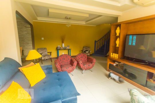 Sala de casa de condomínio à venda com 3 quartos, 380m² em Freguesia de Jacarepaguá, Rio de Janeiro