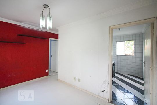 Apartamento para alugar com 2 quartos, 46m² em Jardim da Glória, Cotia