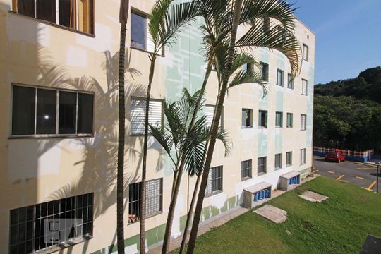 Fachada de apartamento para alugar com 2 quartos, 46m² em Jardim da Glória, Cotia
