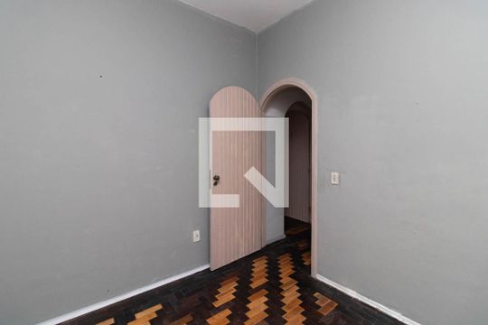 Quarto 2 de casa para alugar com 2 quartos, 80m² em Santo Antônio, Porto Alegre